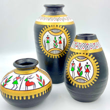 Load image into Gallery viewer, Warli Painted Trio-Black(Set of 3)