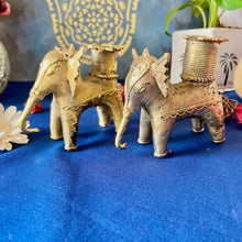 Load image into Gallery viewer, Dokra elephant candle holder