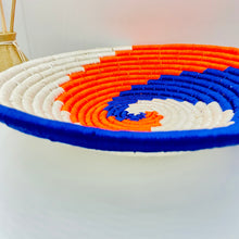 Load image into Gallery viewer, “Shades of Waves-3” Handwoven Sabai Grass Baskets