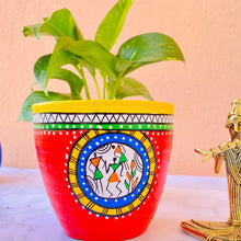 Load image into Gallery viewer, Warli Painted Terracotta Planter Red