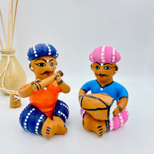 Load image into Gallery viewer, Terracotta Musicians Jugalbandi2 (Set of 2)