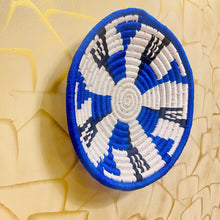 Load image into Gallery viewer, Wall decor plates