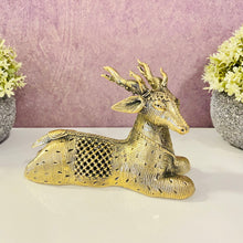 Load image into Gallery viewer, Brass metal dokra deer couple