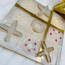 Load image into Gallery viewer, Christmas Gift : Tic-Tac-Toe Hearts
